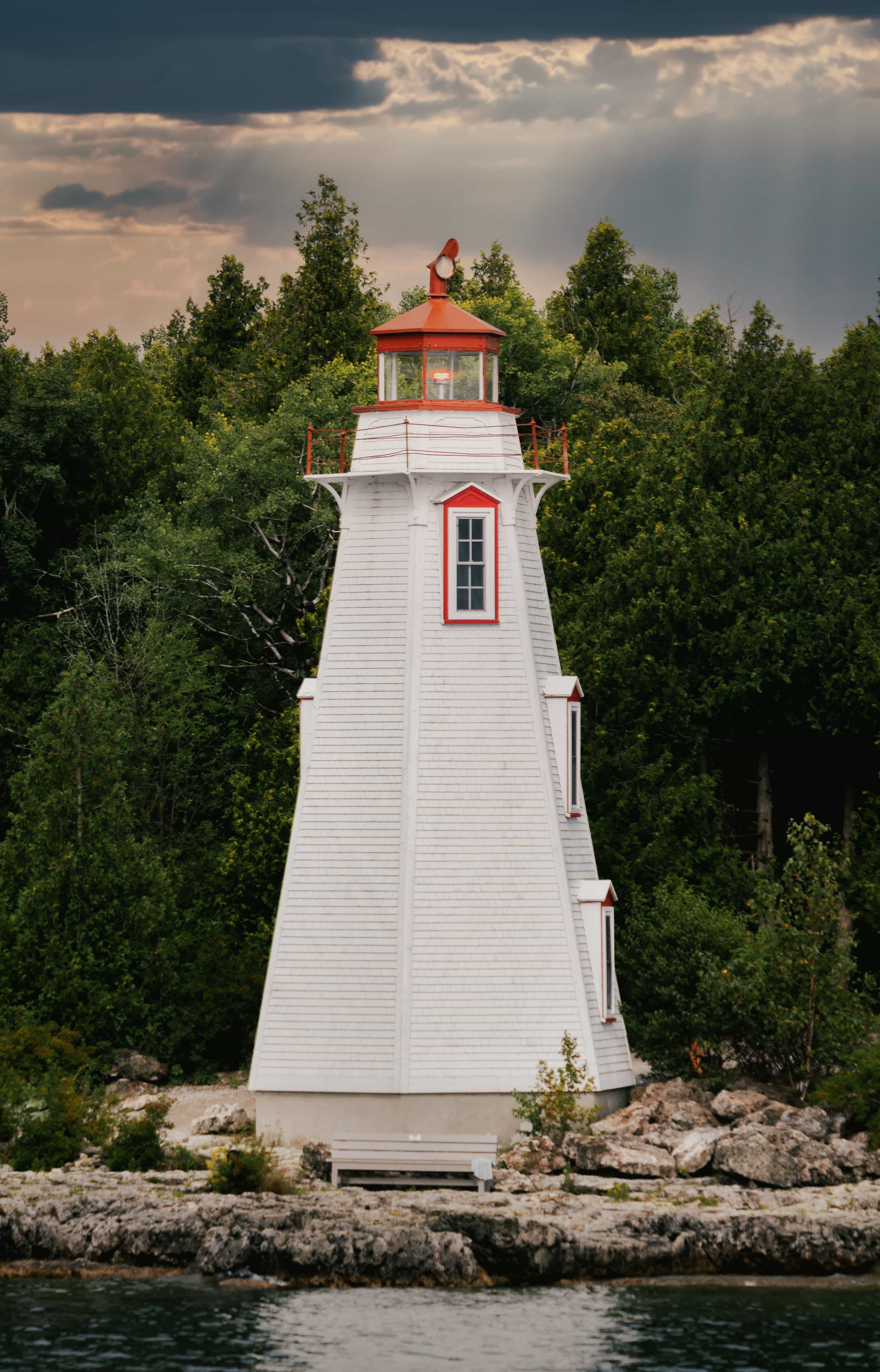 lighthouse3